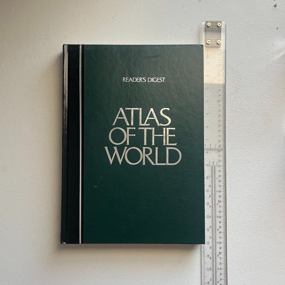 Vintage Reader’s Digest Atlas of the World Hardcover 1992 Edition Collectible